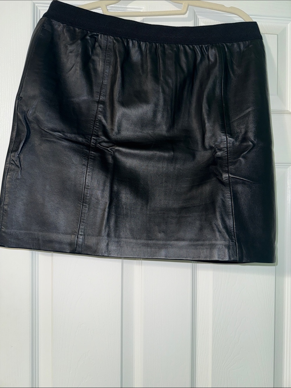 LOFT Black FAX leather Ribbed Waistband Skirt with Crescent Hardware